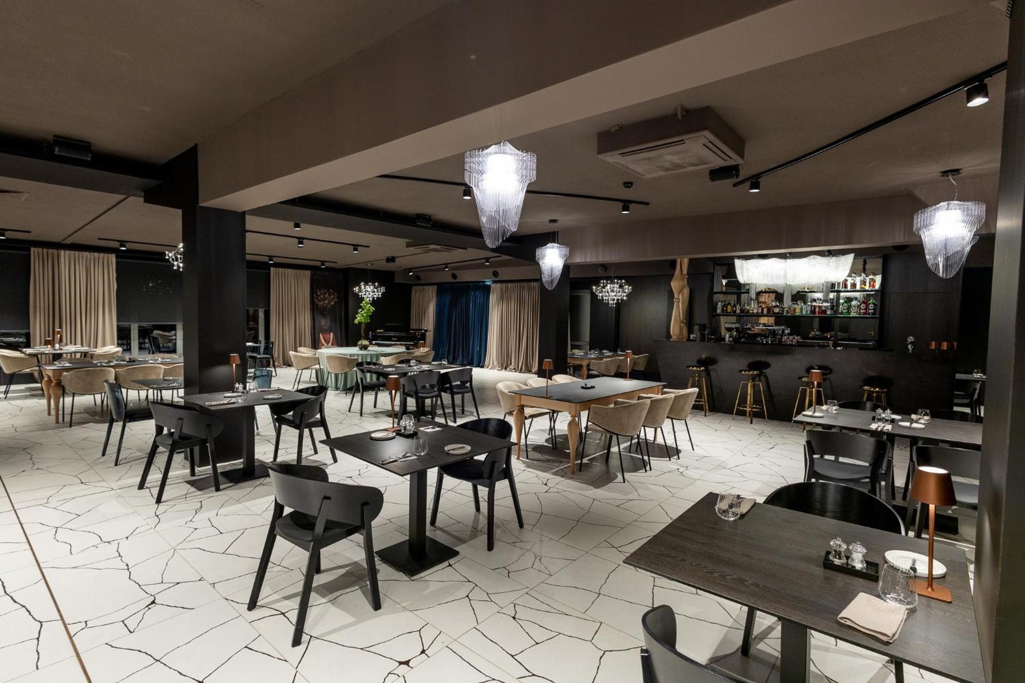 Hotel 3 Trio Белосток Экстерьер фото